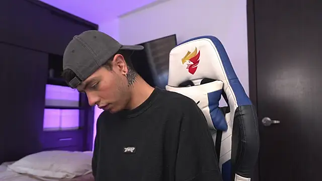  morghan  online show from February 20, 2026, 5:57 pm