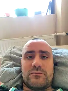 Snapshot of Govora chatting on January 6, 2025, 2:03 pm Govora online show from January 6, 2025, 2:03 pm