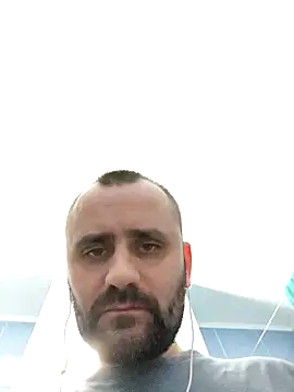 Snapshot of Govora chatting on January 24, 2025, 1:24 am Govora online show from January 24, 2025, 1:24 am