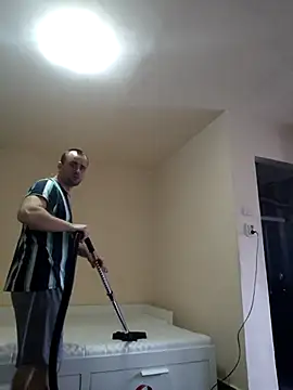 Snapshot of Govora chatting on March 1, 2025, 10:02 am Govora online show from March 1, 2025, 10:02 am