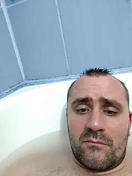 Snapshot of Govora chatting on March 4, 2025, 7:54 pm Govora online show from March 4, 2025, 7:54 pm