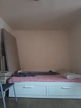 Snapshot of Govora chatting on November 29, 2025, 10:40 am Govora online show from November 29, 2025, 10:40 am