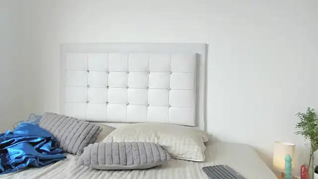 Sofia Blosom online show from November 6, 2025, 6:42 pm