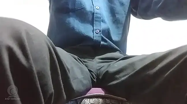 Snapshot of manan28 chatting on February 15, 2025, 10:00 am manan28 online show from February 15, 2025, 10:00 am