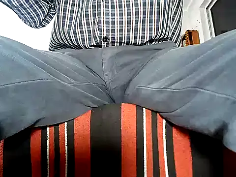 Snapshot of manan28 chatting on November 13, 2025, 12:15 pm manan28 online show from November 13, 2025, 12:15 pm