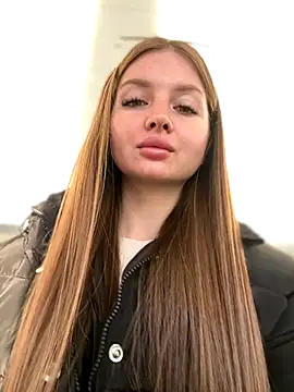 KrisMagnoly online show from October 1, 2025, 2:12 pm