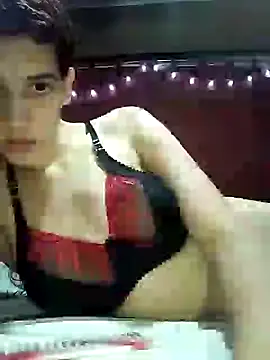 Snapshot of Kleopatracolo chatting on December 24, 2024, 12:33 am Kleopatracolo online show from December 24, 2024, 12:33 am