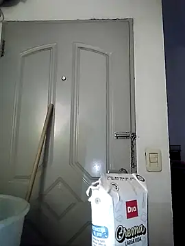 Snapshot of Kleopatracolo chatting on January 1, 2025, 1:37 am Kleopatracolo online show from January 1, 2025, 1:37 am