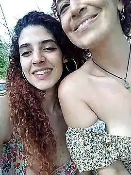 Snapshot of Kleopatracolo chatting on October 3, 2025, 5:43 pm Kleopatracolo online show from October 3, 2025, 5:43 pm