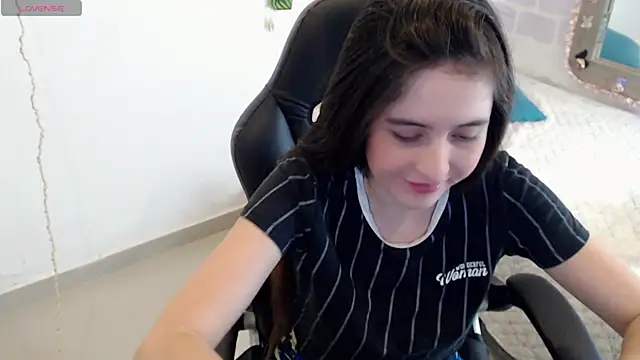 Snapshot of tania_sweet__ chatting on February 1, 2025, 4:11 pm tania sweet online show from February 1, 2025, 4:11 pm