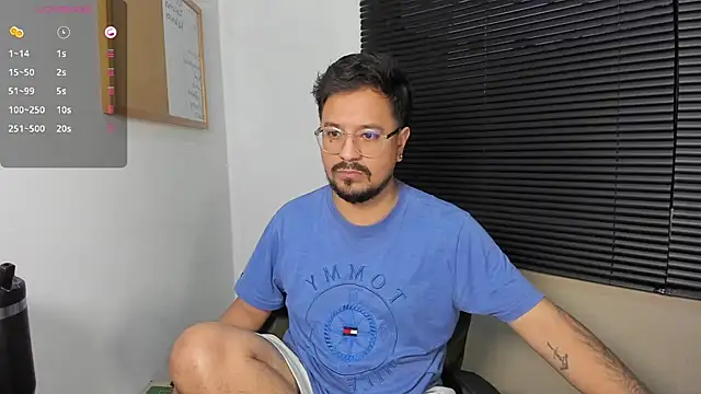 DaviidEvans  online show from December 19, 2024, 10:56 am