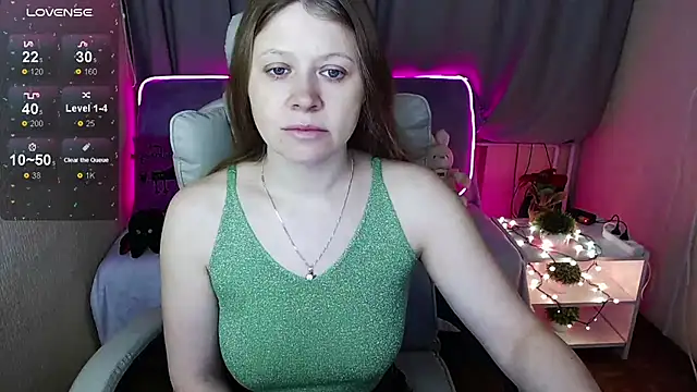 Snapshot of alekasamui chatting on January 5, 2025, 12:31 am alekasamui online show from January 5, 2025, 12:31 am
