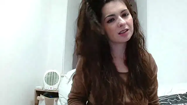 desirmiss1 online show from December 23, 2025, 7:39 am