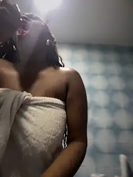 Tayra Siny online show from March 13, 2025, 11:30 am