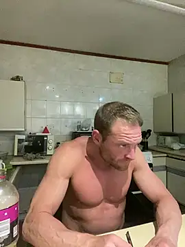 Snapshot of FuelX@xh chatting on July 31, 2026, 8:41 pm FuelXxh online show from July 31, 2026, 8:41 pm