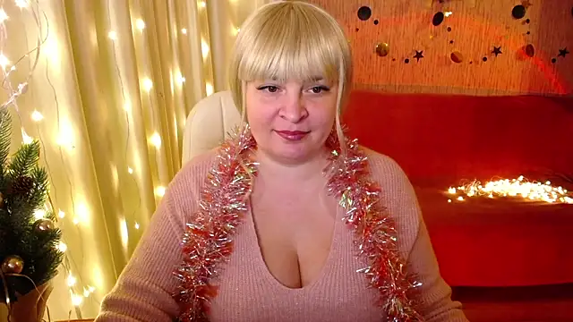 Snapshot of -MeowMeow chatting on December 27, 2024, 4:54 pm -MeowMeow online show from December 27, 2024, 4:54 pm