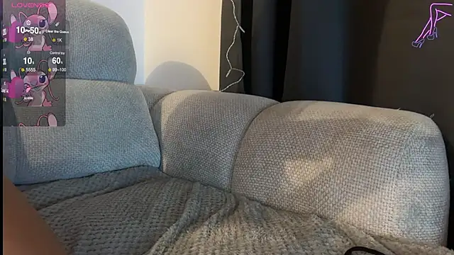 lola0003 online show from April 16, 2026, 5:25 pm