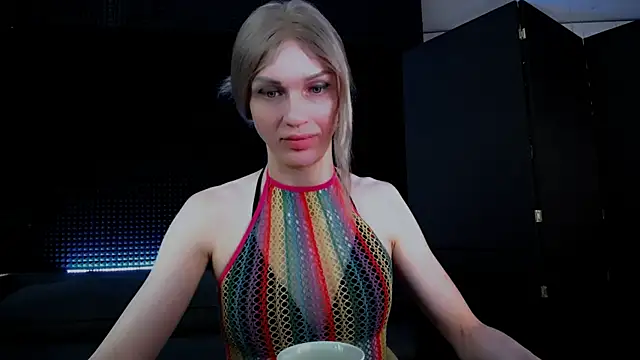 Snapshot of Hardy_Green chatting on October 18, 2025, 4:04 am Hardy Green online show from October 18, 2025, 4:04 am