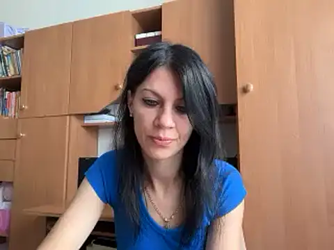 Snapshot of InjaAtHome chatting on June 20, 2026, 9:45 am InjaAtHome online show from June 20, 2026, 9:45 am