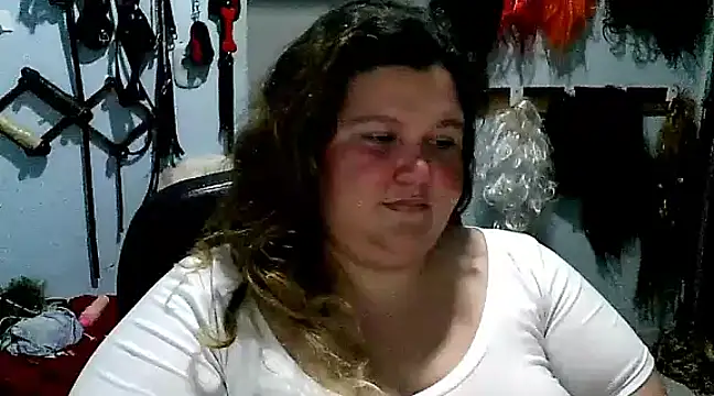 Snapshot of squirt322bbw chatting on February 13, 2025, 2:34 am squirt322bbw online show from February 13, 2025, 2:34 am