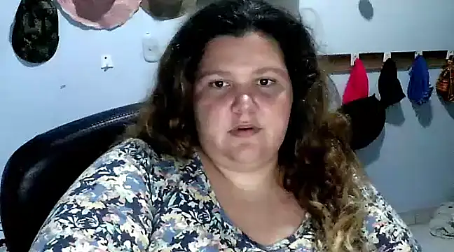 Snapshot of squirt322bbw chatting on March 17, 2025, 9:02 pm squirt322bbw online show from March 17, 2025, 9:02 pm