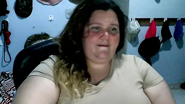 Snapshot of squirt322bbw chatting on March 19, 2025, 12:59 am squirt322bbw online show from March 19, 2025, 12:59 am