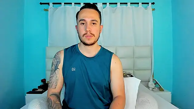 juan  jimenez online show from November 29, 2025, 5:21 am