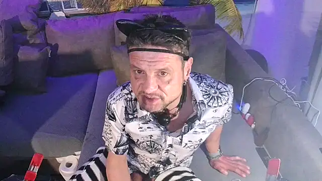 Snapshot of druckfug chatting on February 27, 2025, 8:50 am druckfug online show from February 27, 2025, 8:50 am