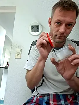 Snapshot of Percy_ohv chatting on November 5, 2025, 1:11 pm Percy ohv online show from November 5, 2025, 1:11 pm