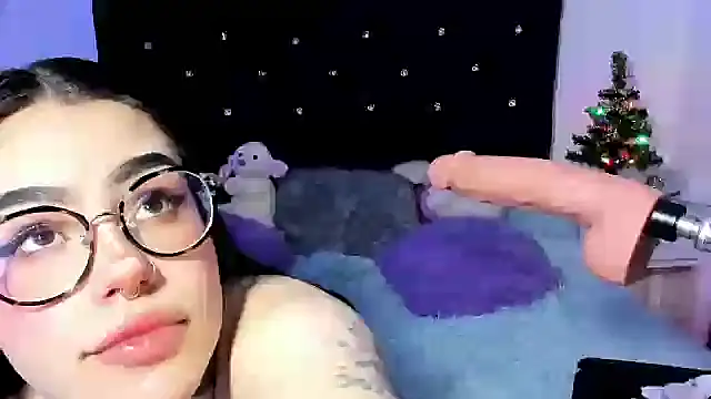 Snapshot of Jas_miin chatting on December 3, 2024, 6:04 am Jas miin online show from December 3, 2024, 6:04 am