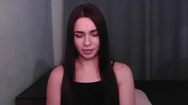 HannahMeid online show from December 9, 2024, 8:23 pm