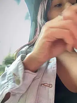   IRIS   online show from March 18, 2025, 1:20 pm