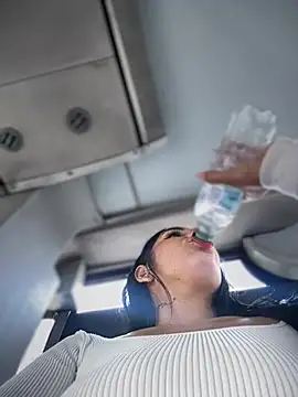   IRIS   online show from April 9, 2026, 4:34 pm