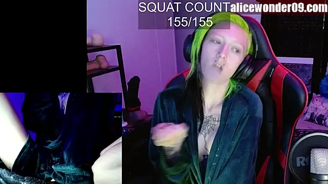 alicewonder09 online show from October 20, 2025, 12:27 pm