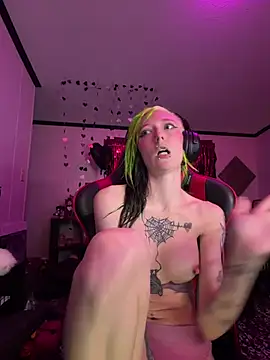 alicewonder09 online show from February 3, 2026, 6:22 am