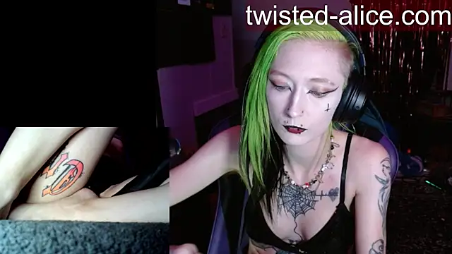 alicewonder09 online show from July 1, 2026, 3:30 am