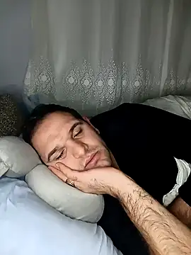 Snapshot of canakbulak00 chatting on February 9, 2025, 10:43 pm canakbulak00 online show from February 9, 2025, 10:43 pm