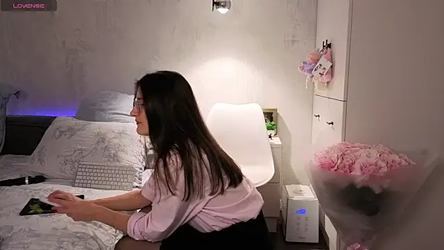 Snapshot of Alexperchik chatting on October 19, 2025, 4:07 pm Alexperchik online show from October 19, 2025, 4:07 pm