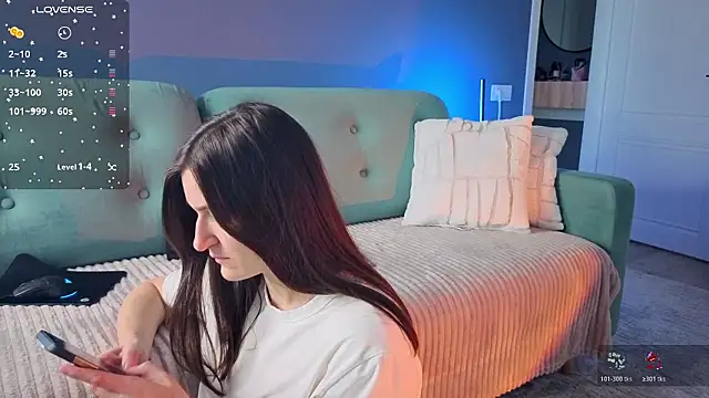 Alexperchik online show from February 15, 2026, 11:41 am