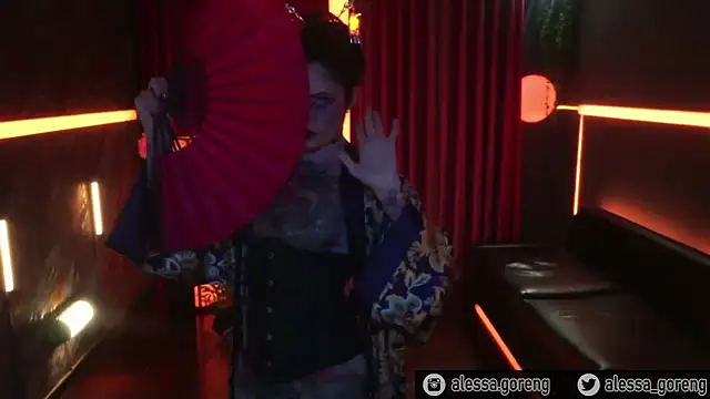 Snapshot of alessa_goreng chatting on December 10, 2024, 4:13 am alessa goreng online show from December 10, 2024, 4:13 am