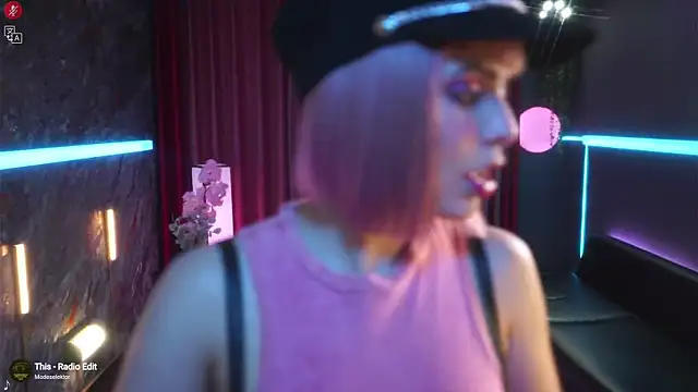 Snapshot of alessa_goreng chatting on December 16, 2024, 7:48 am alessa goreng online show from December 16, 2024, 7:48 am