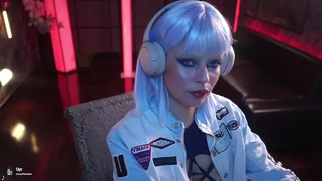 Snapshot of alessa_goreng chatting on October 24, 2025, 5:37 am alessa goreng online show from October 24, 2025, 5:37 am