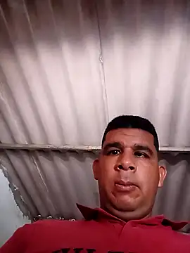Snapshot of El-reyleon chatting on April 24, 2026, 4:09 pm El-reyleon online show from April 24, 2026, 4:09 pm