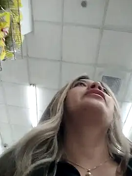 alana 69 online show from March 12, 2026, 9:32 pm