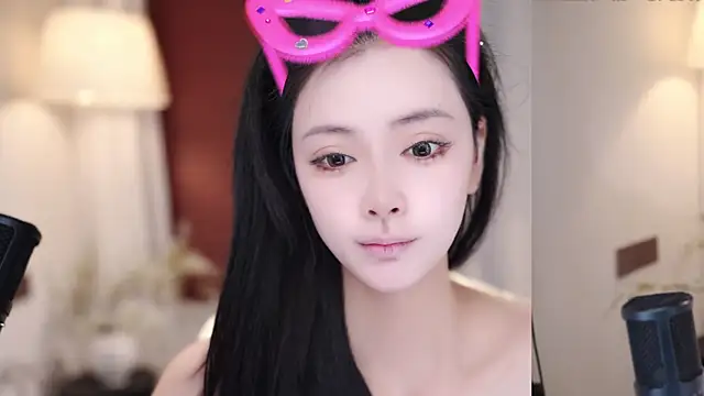 Snapshot of Ocean--Lili chatting on October 13, 2025, 2:17 pm Ocean--Lili online show from October 13, 2025, 2:17 pm