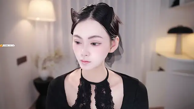 Snapshot of Ocean--Lili chatting on October 24, 2025, 2:24 pm Ocean--Lili online show from October 24, 2025, 2:24 pm