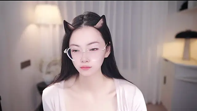 Snapshot of Ocean--Lili chatting on November 7, 2025, 2:06 pm Ocean--Lili online show from November 7, 2025, 2:06 pm