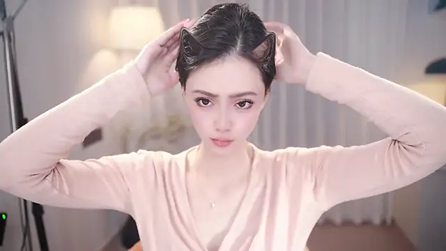 Snapshot of Ocean--Lili chatting on November 10, 2025, 2:05 pm Ocean--Lili online show from November 10, 2025, 2:05 pm