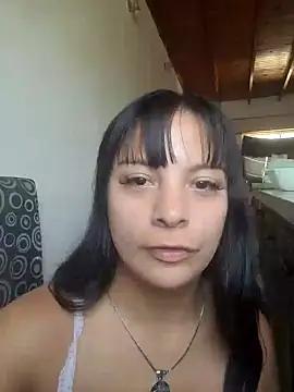 Snapshot of ZaraHoney chatting on January 22, 2025, 2:35 pm ZaraHoney online show from January 22, 2025, 2:35 pm