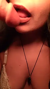 ZaraHoney online show from March 14, 2026, 6:19 am